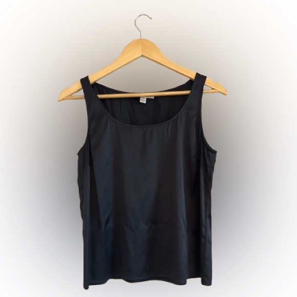 St. John Liquid Satin Silk Tank Top – Size P (Petite) | Retails $450 - Picture 5 of 6